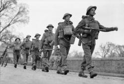 5th Northamptonshires in Trg 1942.JPG