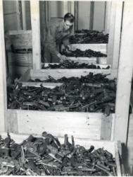 1945 Captured weapons.JPG