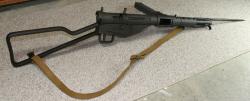 Sten_with_Bayonet_Web.JPG