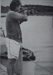 hemingway_fishing_with_thompson_2.jpg