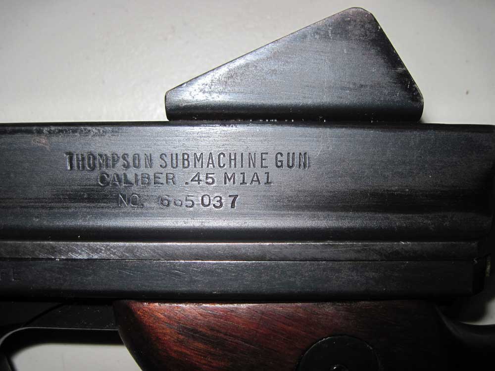 Thompson maschinenpistole -Fotos und -Bildmaterial in hoher Auflösung