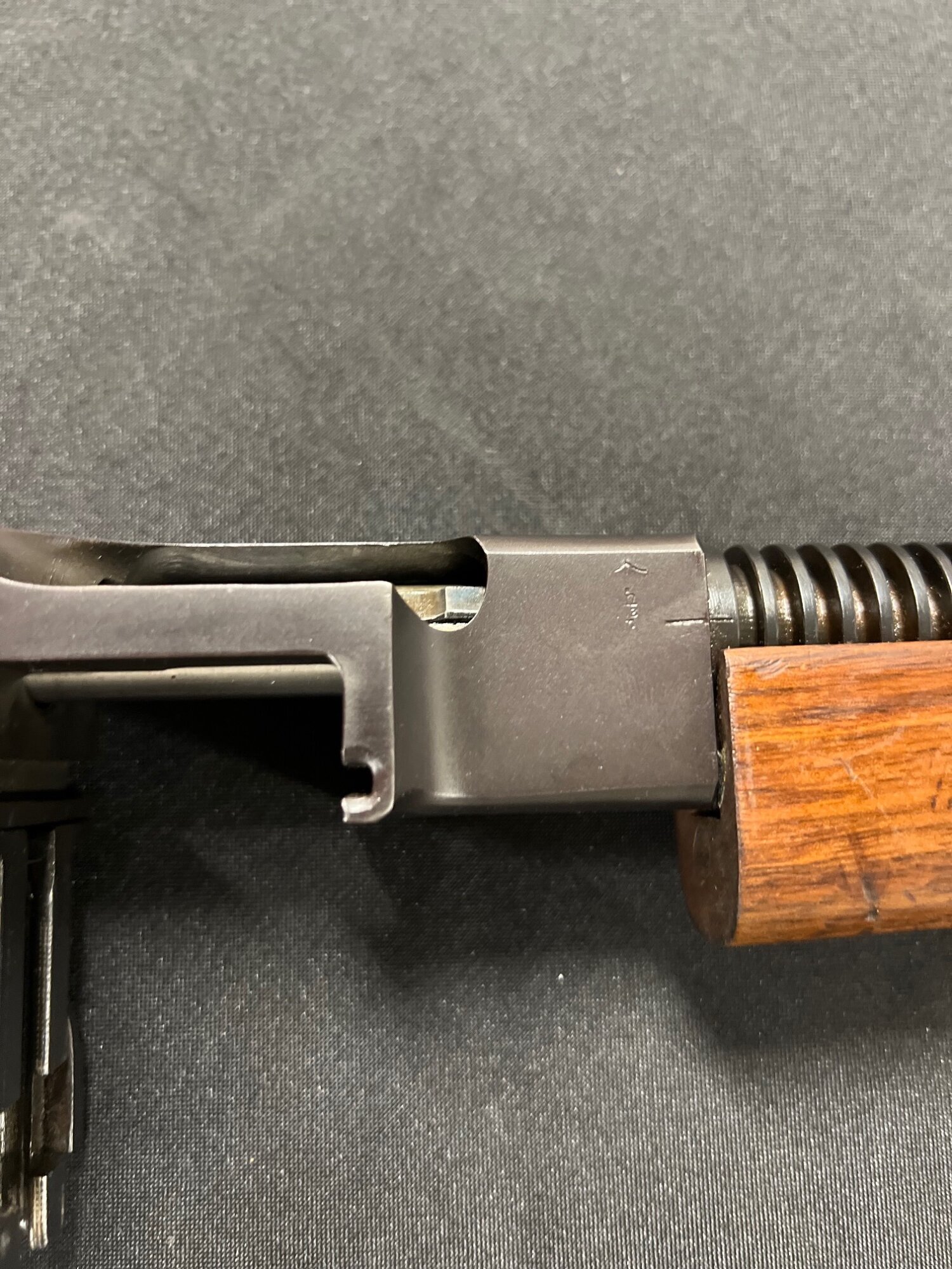 Identification of Savage Thompson - Thompson Submachine Gun