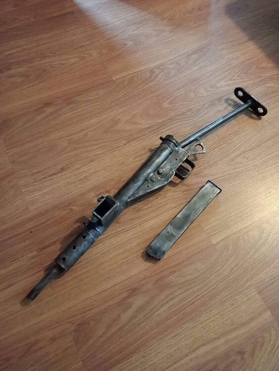 Fake Sten2.jpg