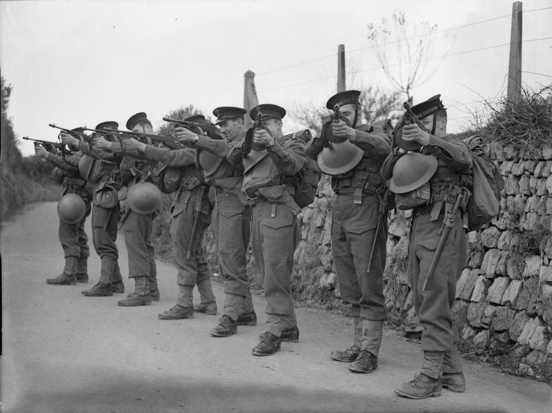 RN Practices shore Defence 1942.jpg