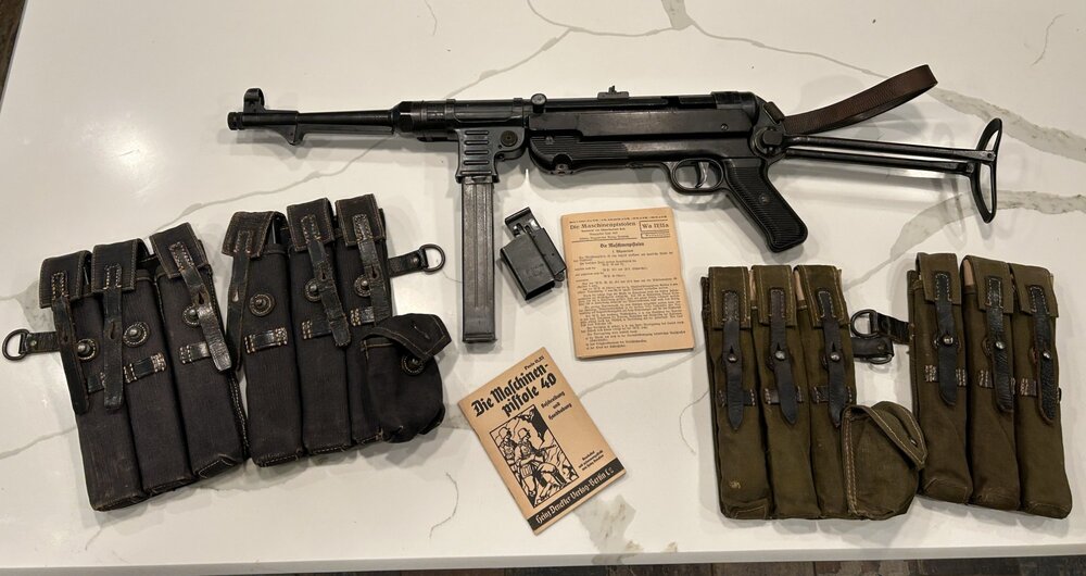 MP40 With Accessories.JPG