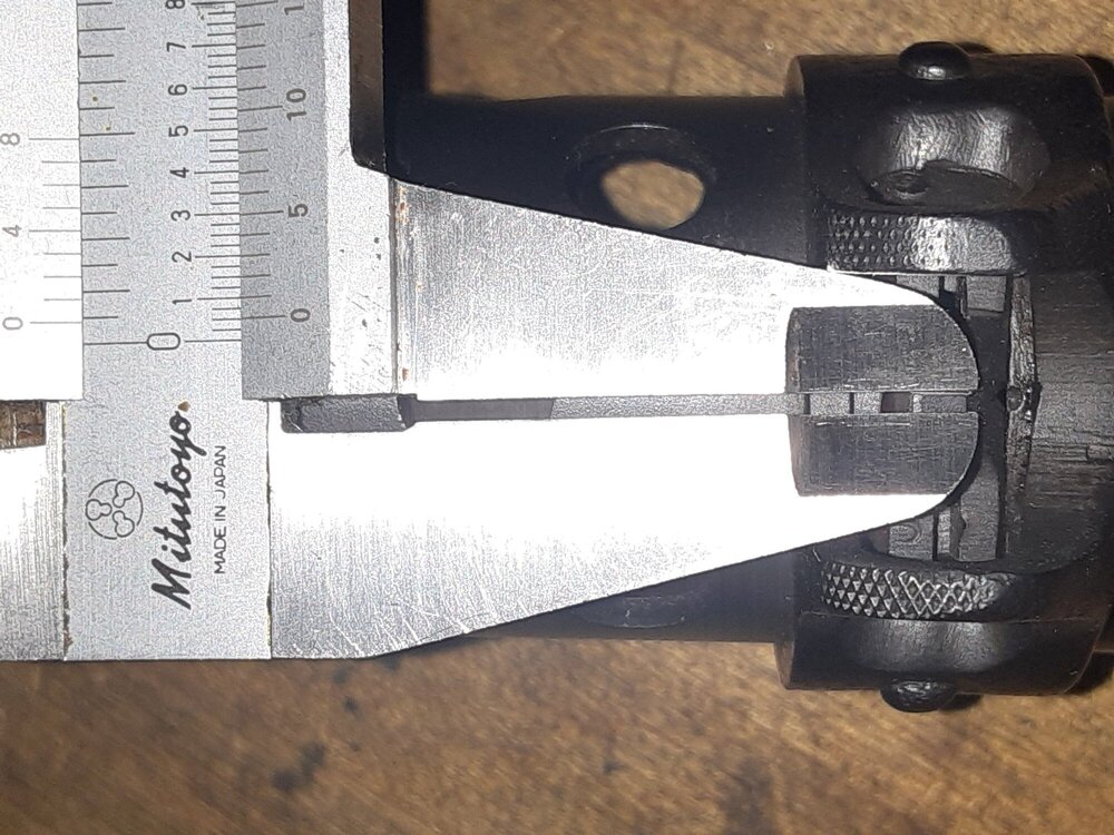 front sight2.jpg